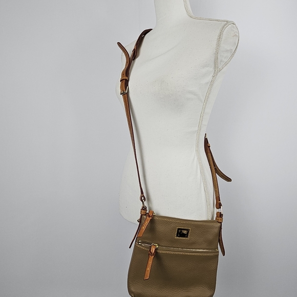 Dooney & Bourke Dillen taupe letter carrier H 8.5" x W 2" x L 8.25" - Picture 8 of 16